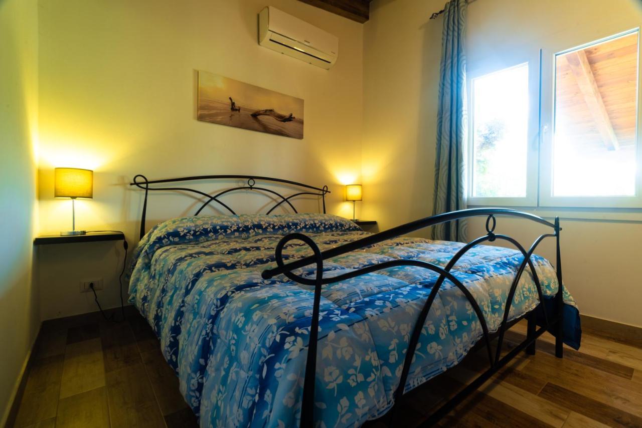 Bonsai B&B Alghero Santa Maria la Palma Bagian luar foto
