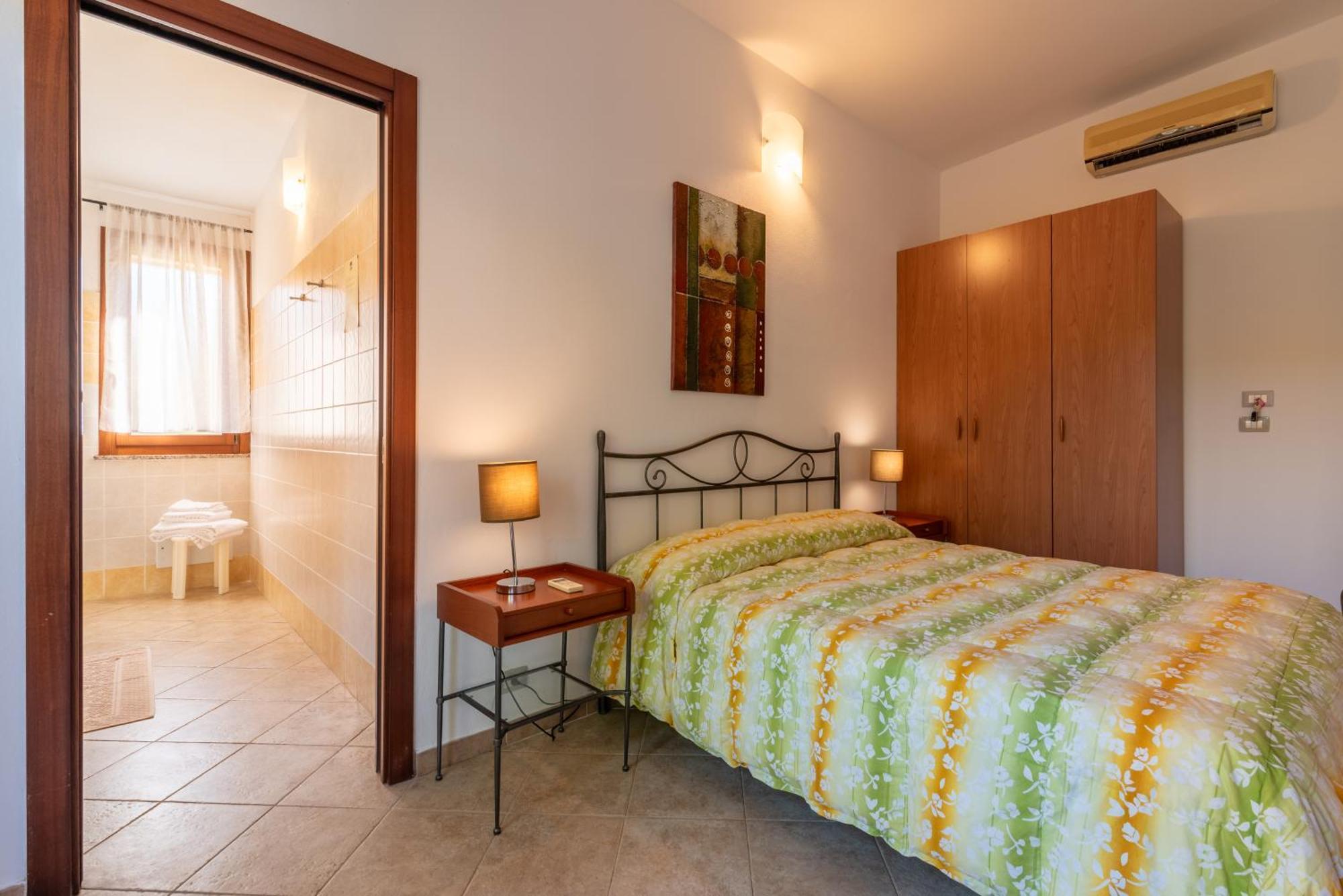 Bonsai B&B Alghero Santa Maria la Palma Bagian luar foto