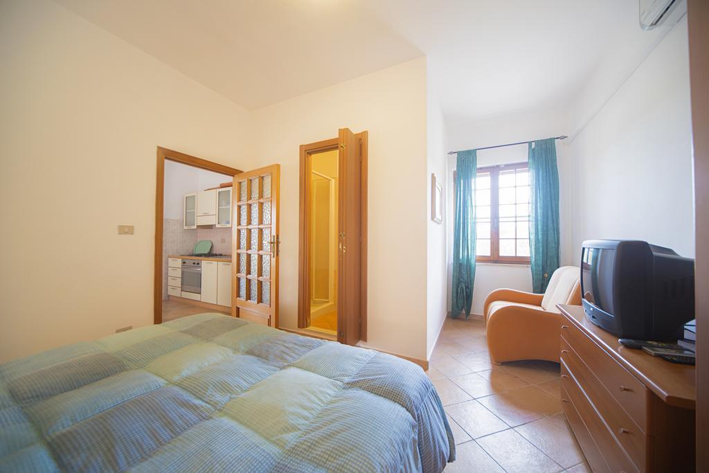Bonsai B&B Alghero Santa Maria la Palma Bagian luar foto