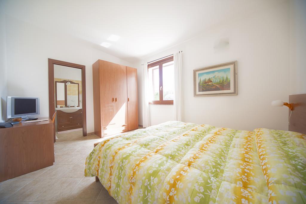 Bonsai B&B Alghero Santa Maria la Palma Ruang foto
